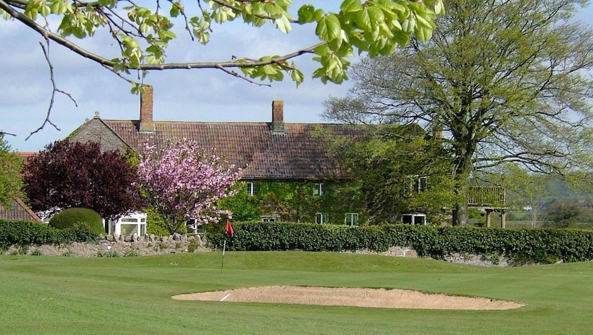 Mendip Spring Golf And Country Club Guest House Churchill  ภายนอก รูปภาพ